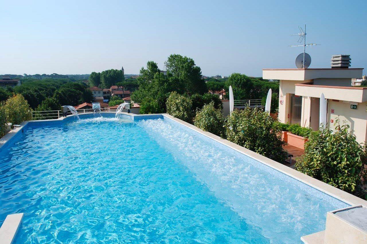 Zen Hotel Versilia Marina di Pietrasanta Eksteriør billede