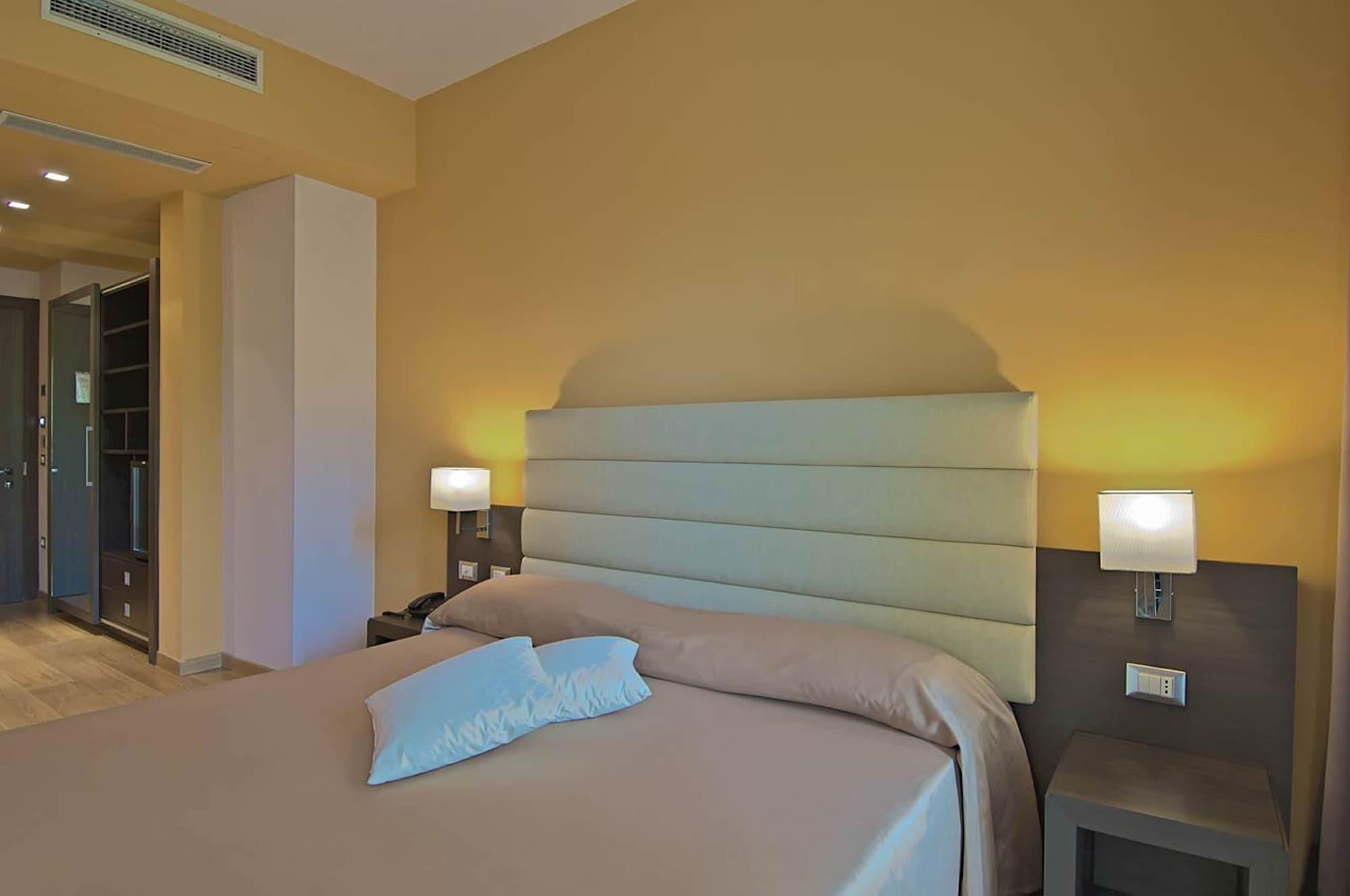 Zen Hotel Versilia Marina di Pietrasanta Eksteriør billede