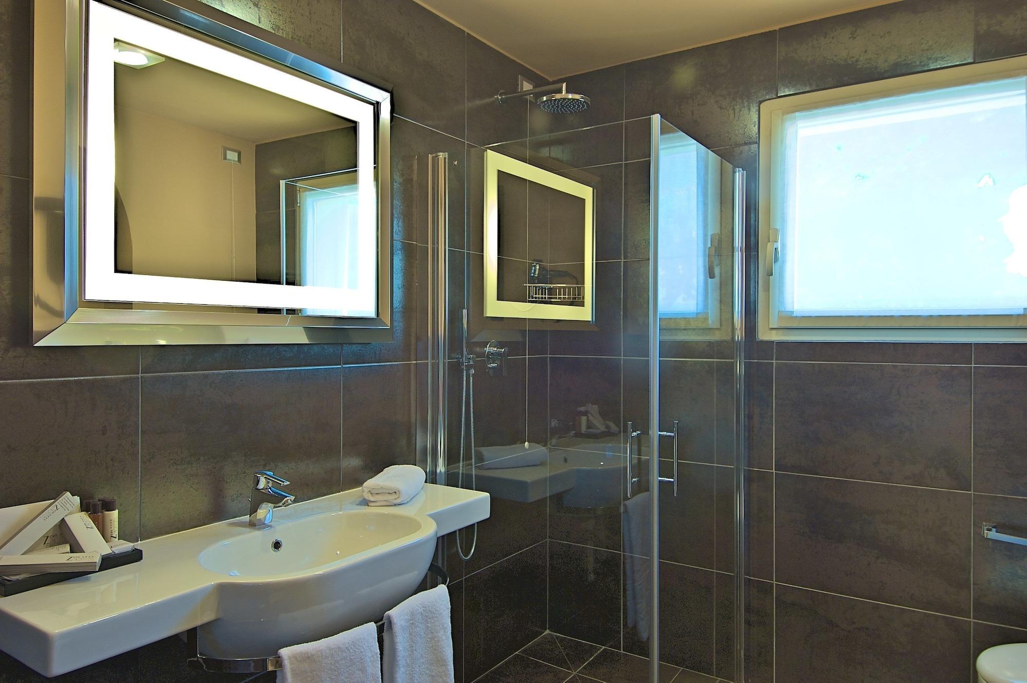 Zen Hotel Versilia Marina di Pietrasanta Eksteriør billede