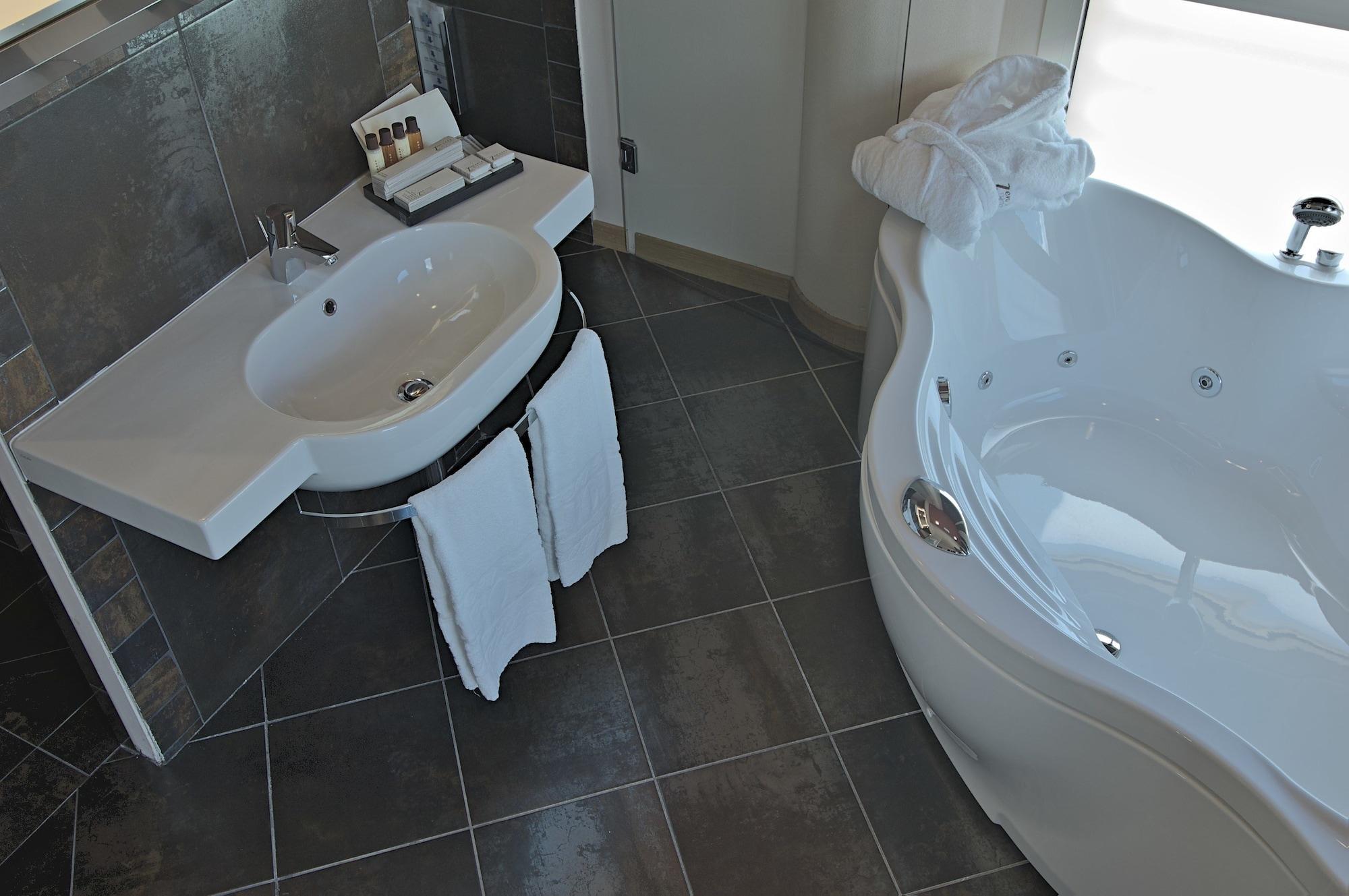 Zen Hotel Versilia Marina di Pietrasanta Eksteriør billede
