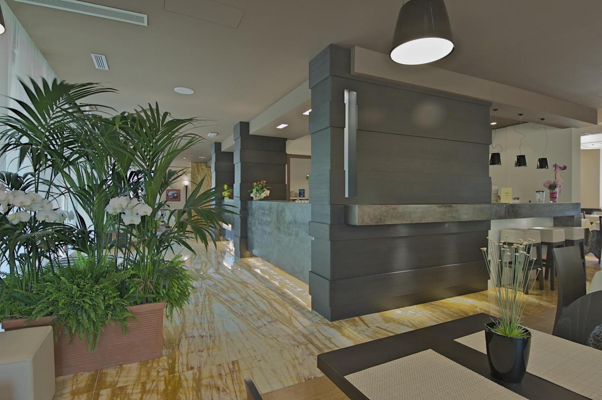 Zen Hotel Versilia Marina di Pietrasanta Eksteriør billede