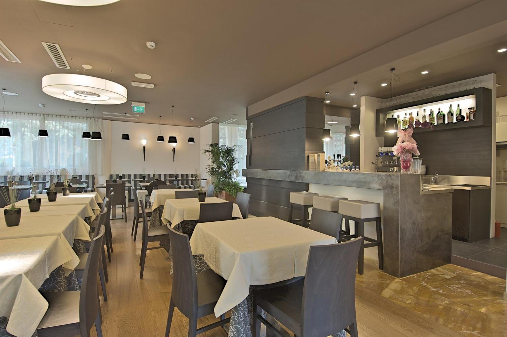 Zen Hotel Versilia Marina di Pietrasanta Eksteriør billede