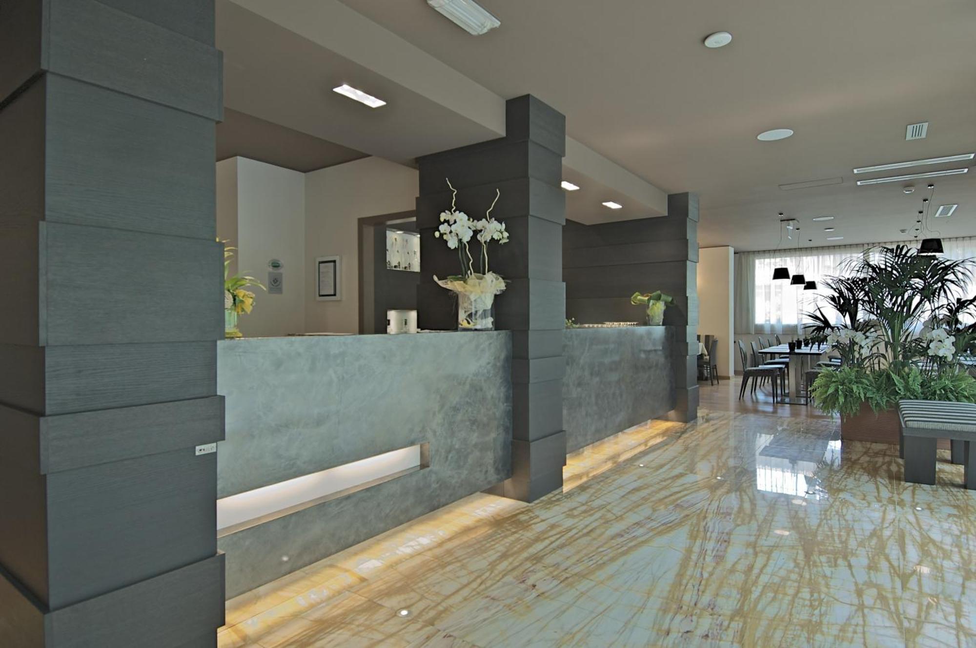 Zen Hotel Versilia Marina di Pietrasanta Eksteriør billede